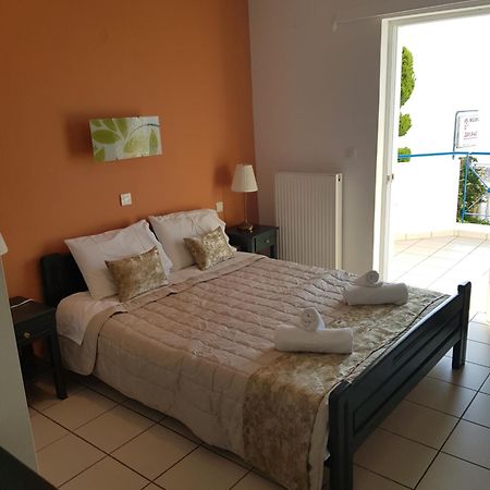Schinas Apts. Apartman Tolofónasz Szoba fotó